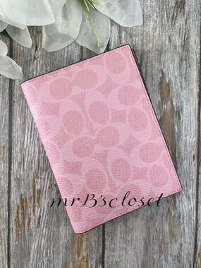 Passport Card Case In Signature Canvas & Powder Pink Wallet Purse